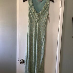 Floral Sleeveles Dress